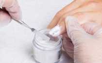 Как пользоваться акриловой пудрой при создании маникюра