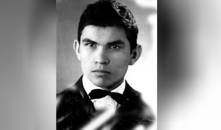 Бари Алибасов в юности