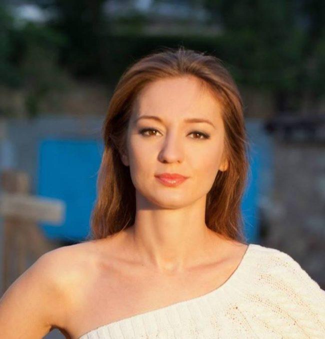 Биография и дата рождения Айны Николаевой, ее личная жизнь и карьерный путь
