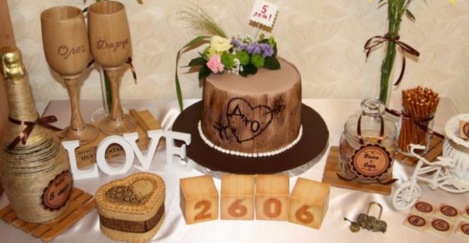 Что дарить на деревянную годовщину (5 лет свадьбы)