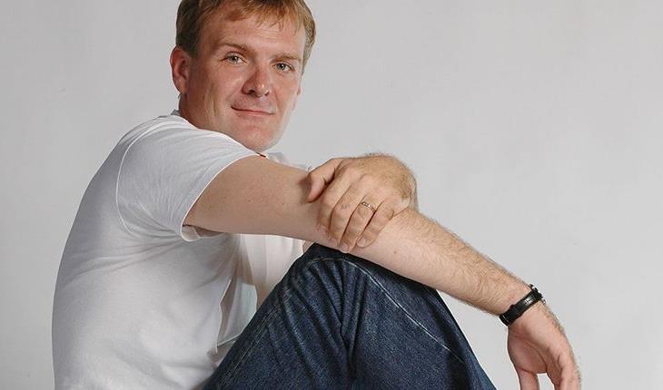 Родной город знаменитости это г. Свердловск, РСФСР